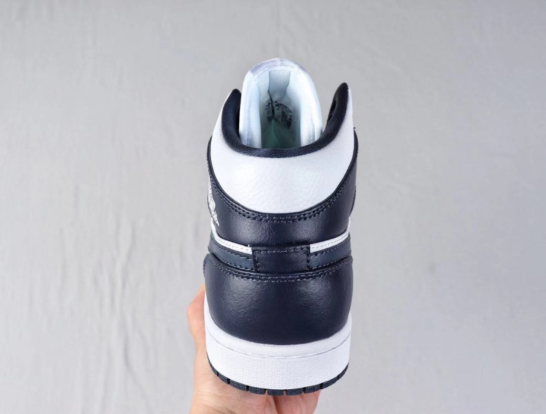 2yfowrmg-3118.jpg
